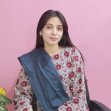 Dr Soniza