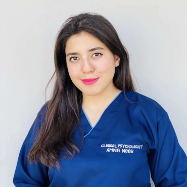 Dr. Amna Noor