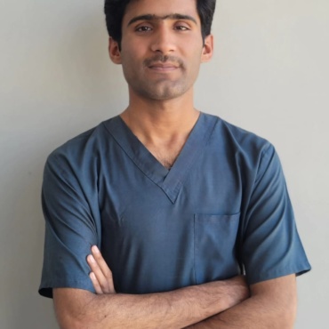 Dr. Aamir